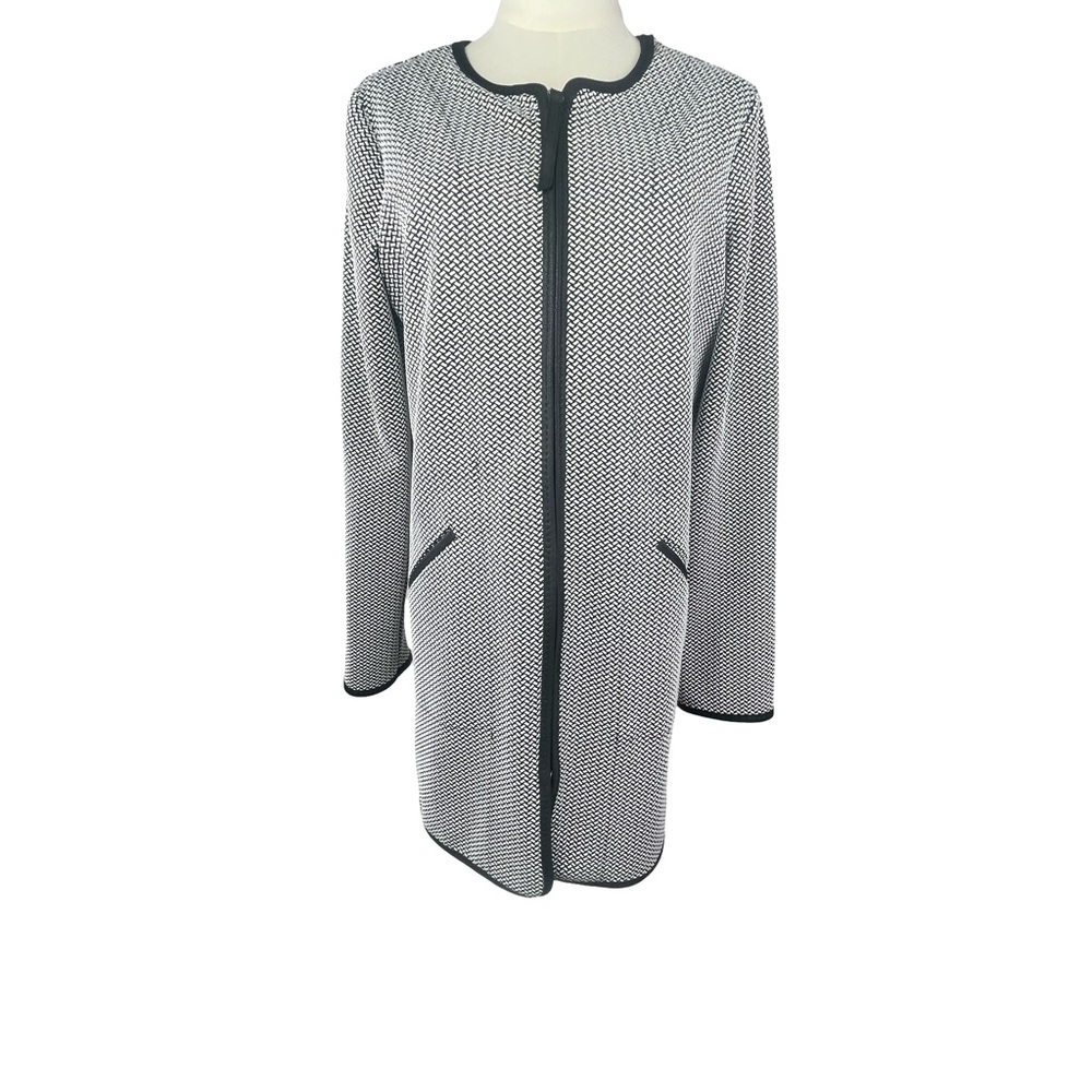 Max Studio Black and White Textured Jacket Long Zipper Front Size M